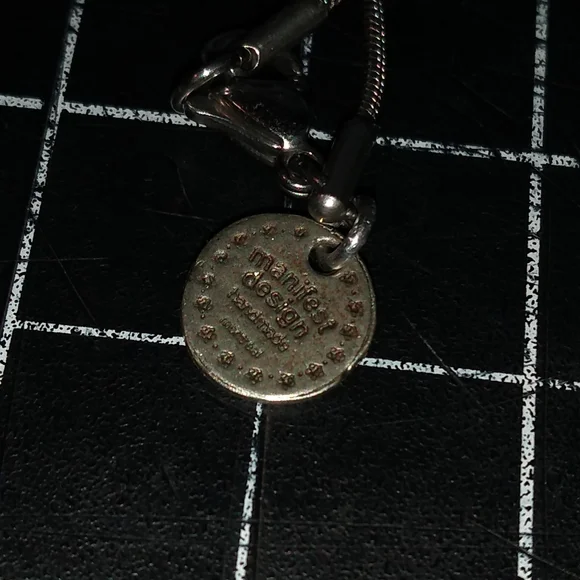 Silver Tone Necklace & Pendant, Manifest Design, Abstract, Rhinestones, … - Picture 6 of 6